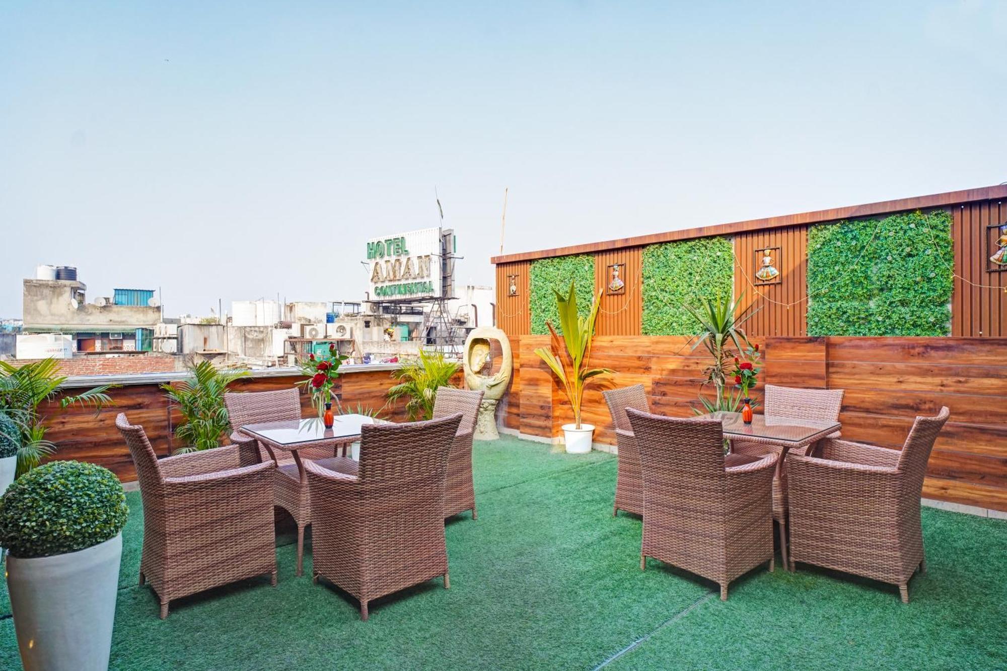 Hotel Gold Palace - 03 Mins Walk From New Delhi Railway Station Экстерьер фото