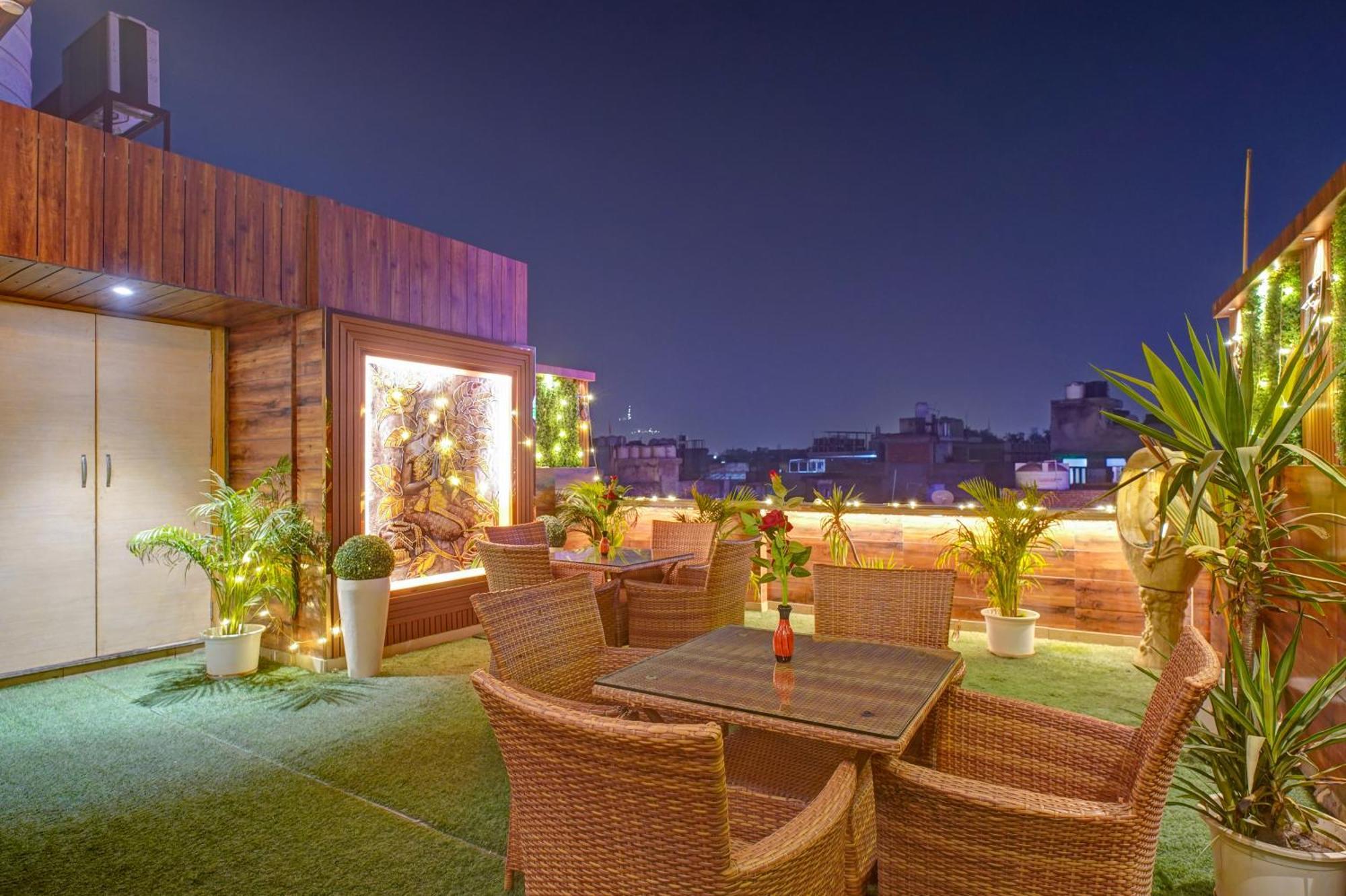Hotel Gold Palace - 03 Mins Walk From New Delhi Railway Station Экстерьер фото
