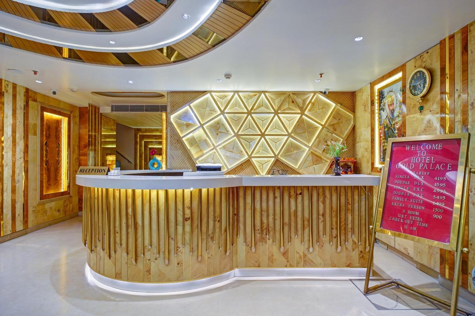 Hotel Gold Palace - 03 Mins Walk From New Delhi Railway Station Экстерьер фото