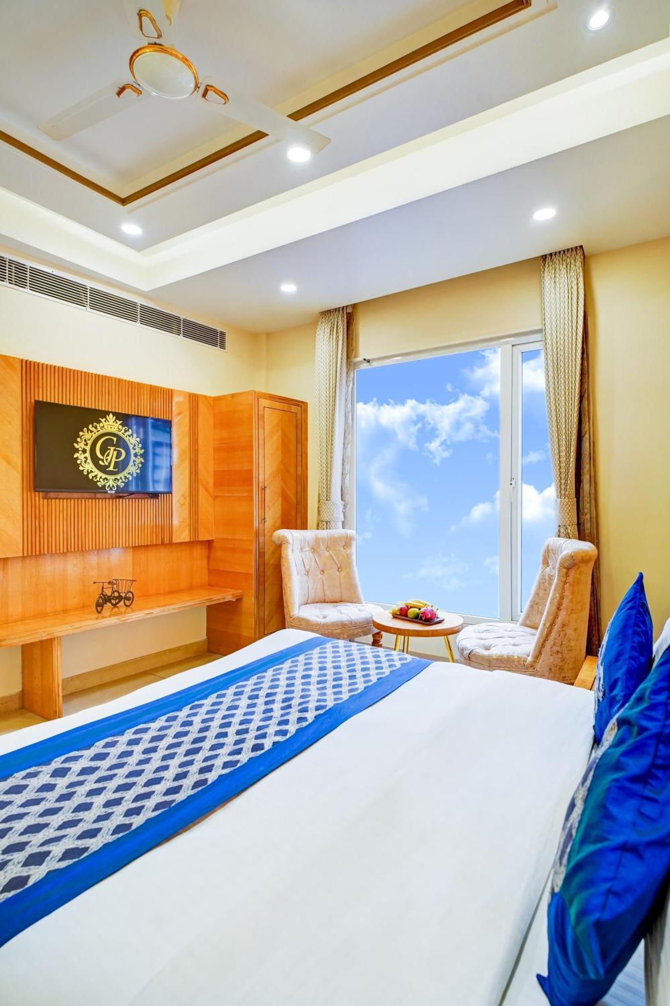 Hotel Gold Palace - 03 Mins Walk From New Delhi Railway Station Экстерьер фото