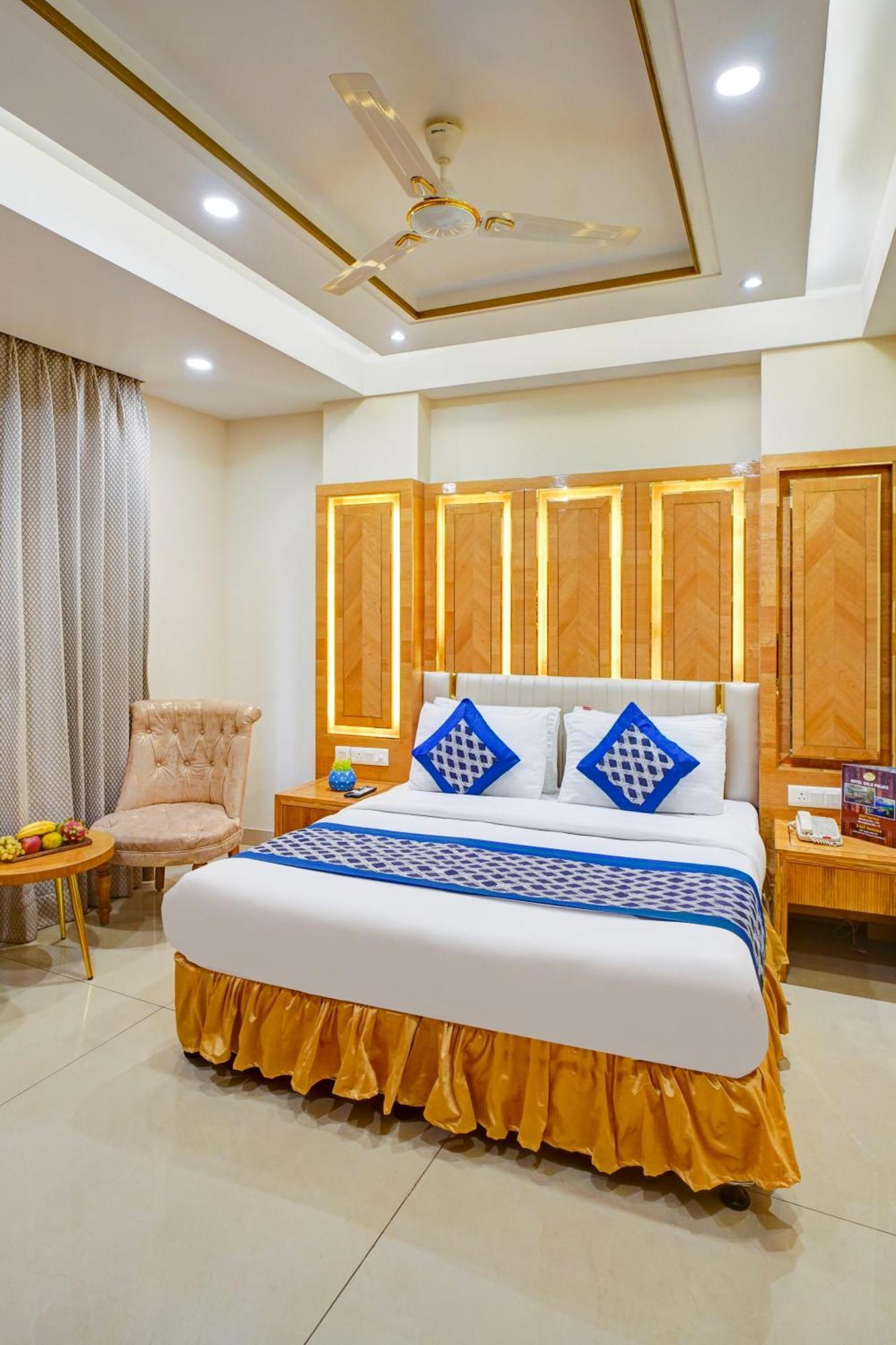 Hotel Gold Palace - 03 Mins Walk From New Delhi Railway Station Экстерьер фото